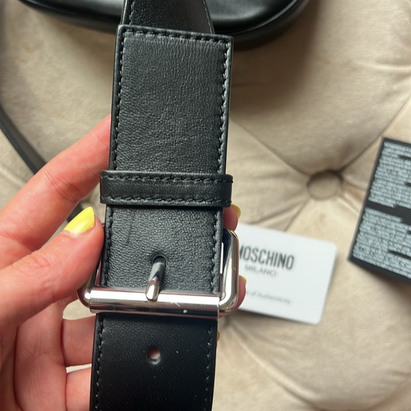 Moschino Black Crossbody Bag 🖤💅🏽♠️ - Picture 10 of 14